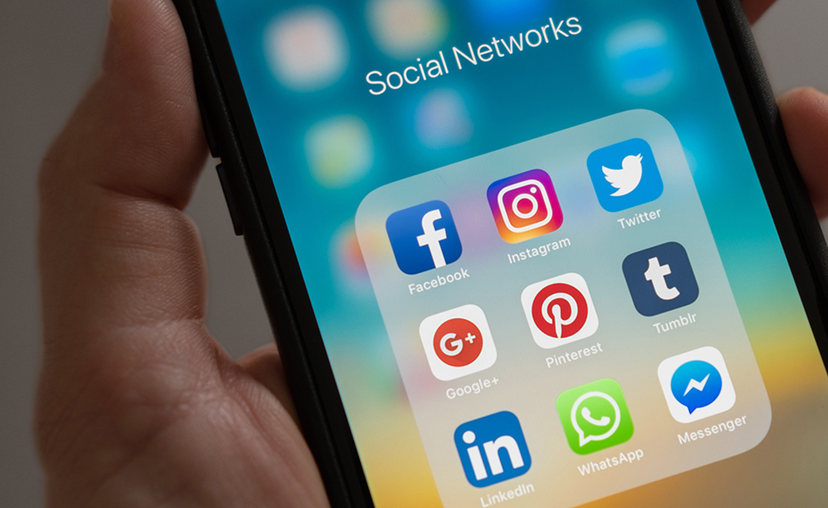 Cambridge_Analytica_Facebook_Scandal